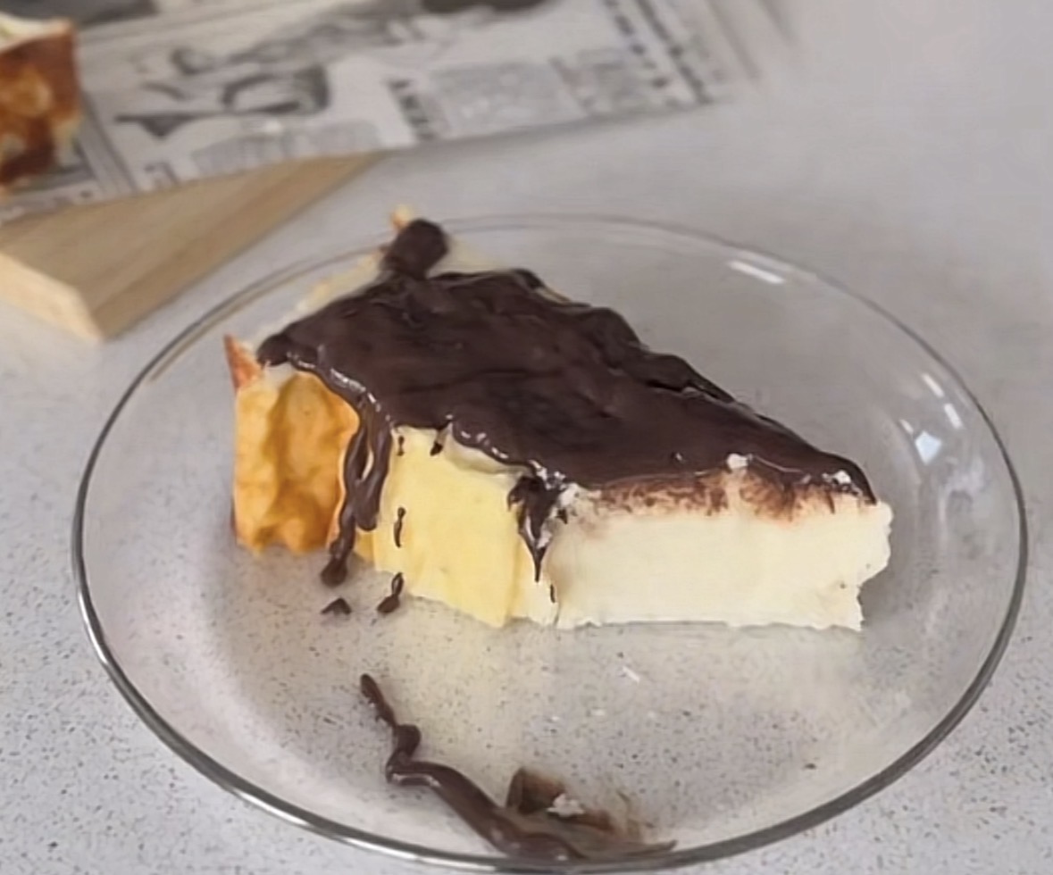 Pastel de yogur griego fácil y rápido