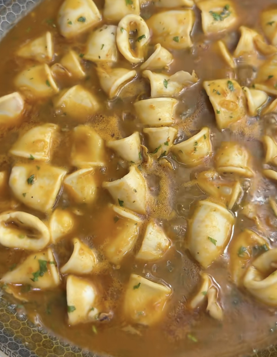 Calamares en salsa con salmorreta